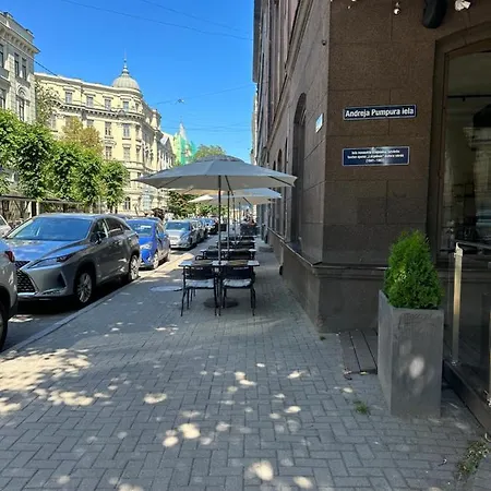 Self Check-in Antonijas Vintage With French Balcony * Riga